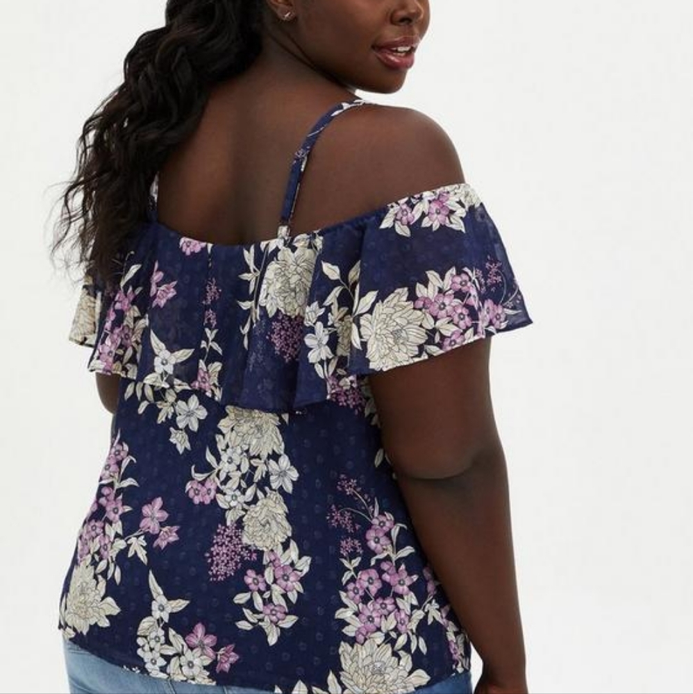 Torrid NWT size 2 2X clip dot Blue floral off shoulder top - Picture 3 of 6